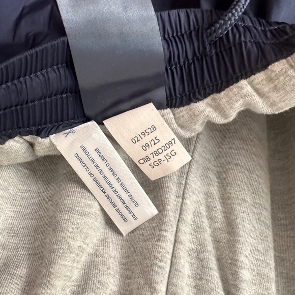 Tommy Hilfiger Nylon Track Pants Lined Athletic Workout Running Sporty Small - Picture 6 of 16